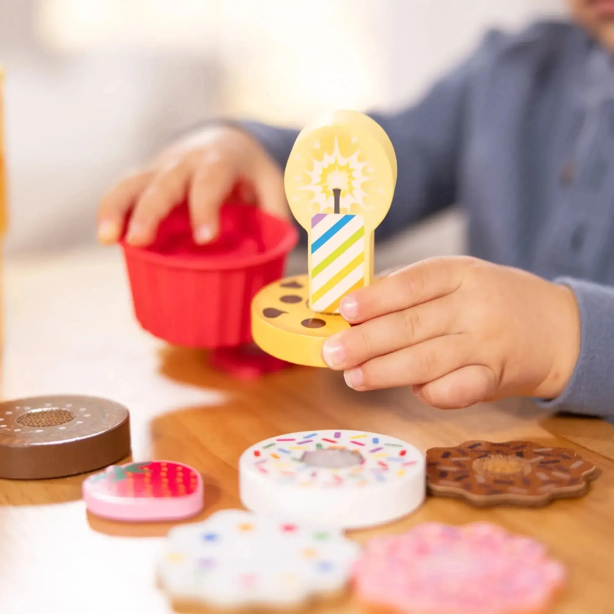 Melissa and Doug Play to Go Cake and Cookies Play Set