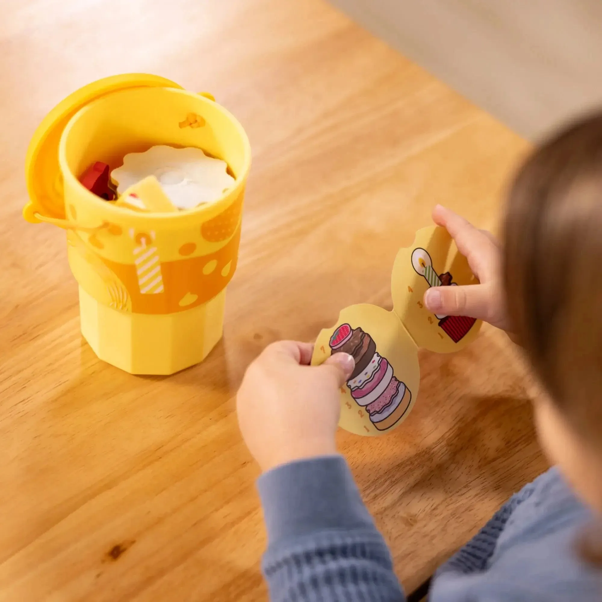 Melissa and Doug Play to Go Cake and Cookies Play Set