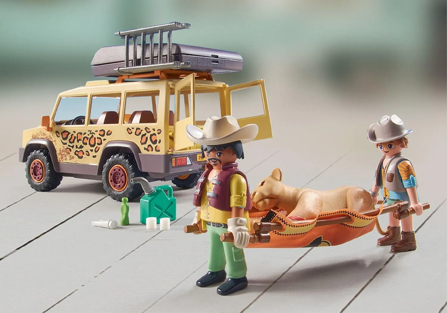 PLAYMOBIL 71293 Wiltopia - Rescue all-terrain vehicle Wise - Kids Toys